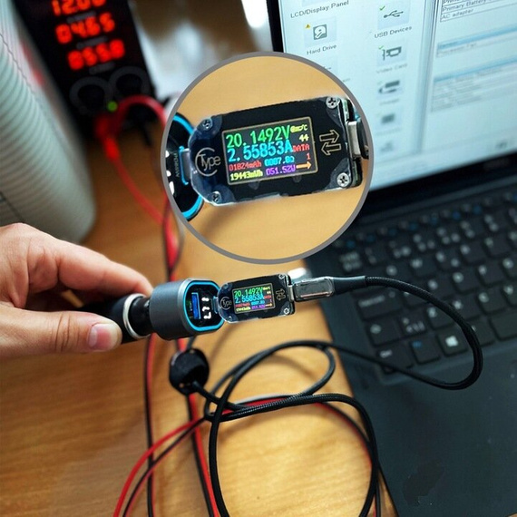 MBG line® PD79AD - Car charger with voltmeter - Cigarette lighter USB Adapter 